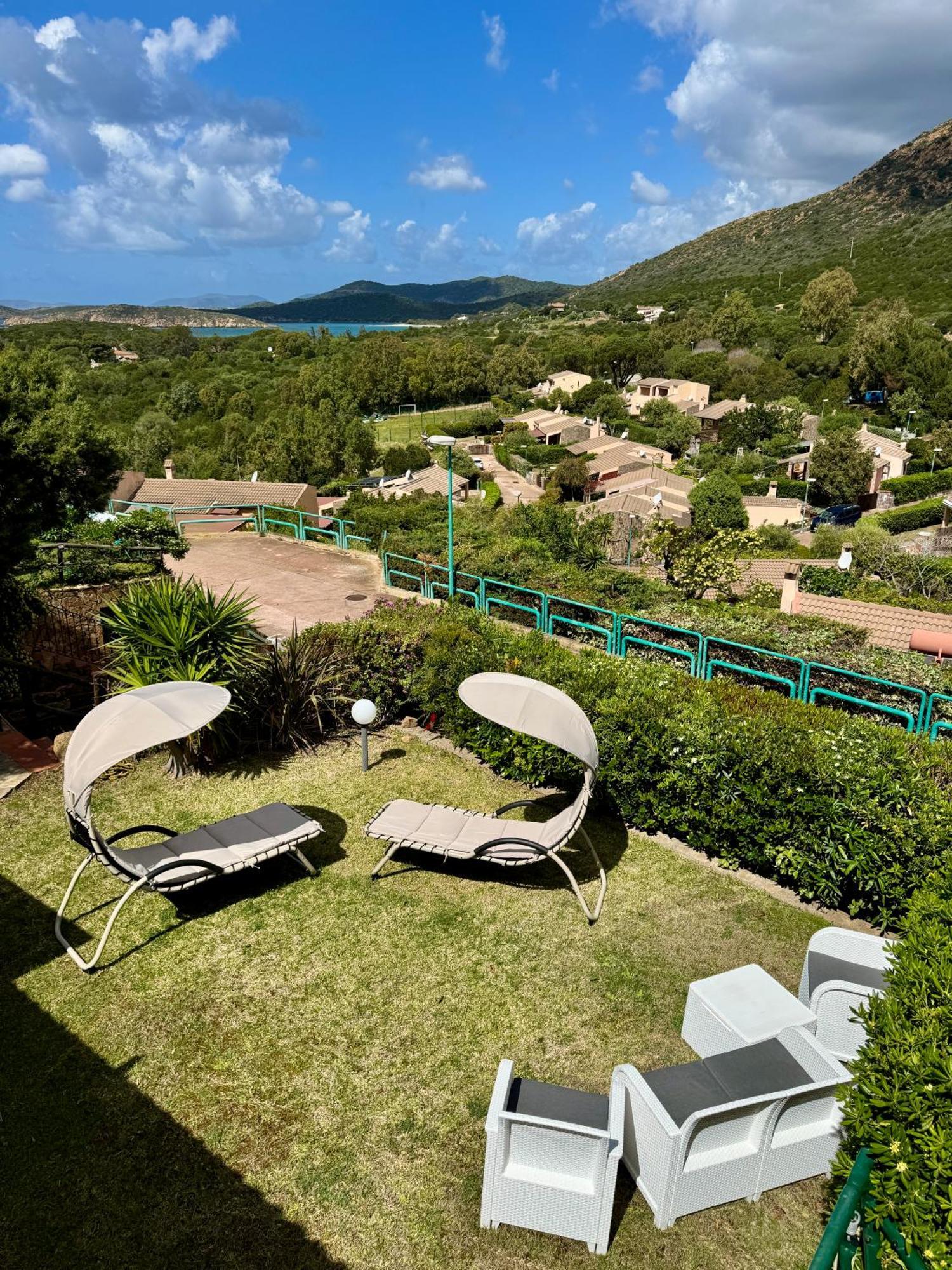 Villa Perdalonga, Vista Mare Sea View Tuerredda Teulada Buitenkant foto